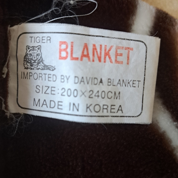 DAVIDA TIGER BLANKET thick plush floral flower browns purple soft heavy queen - Picture 11 of 12